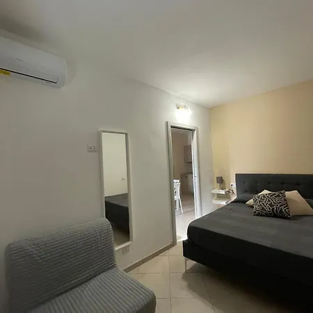 Golf Club Apartment